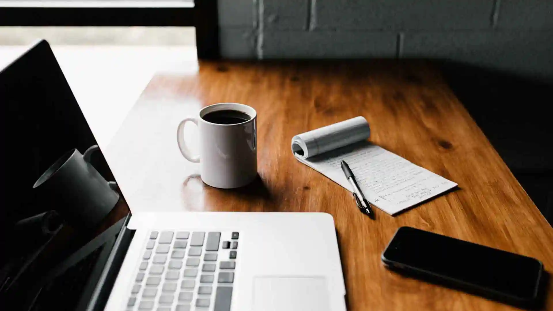 Illustration, Schreibtisch mit PC